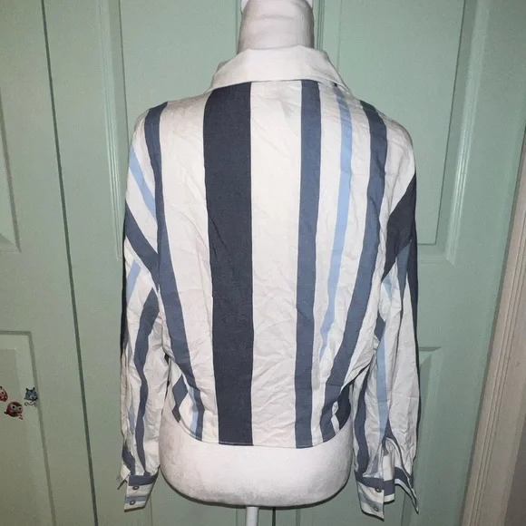 Zara trf White Blue Stripped Crop Blouse - Picture 3 of 15